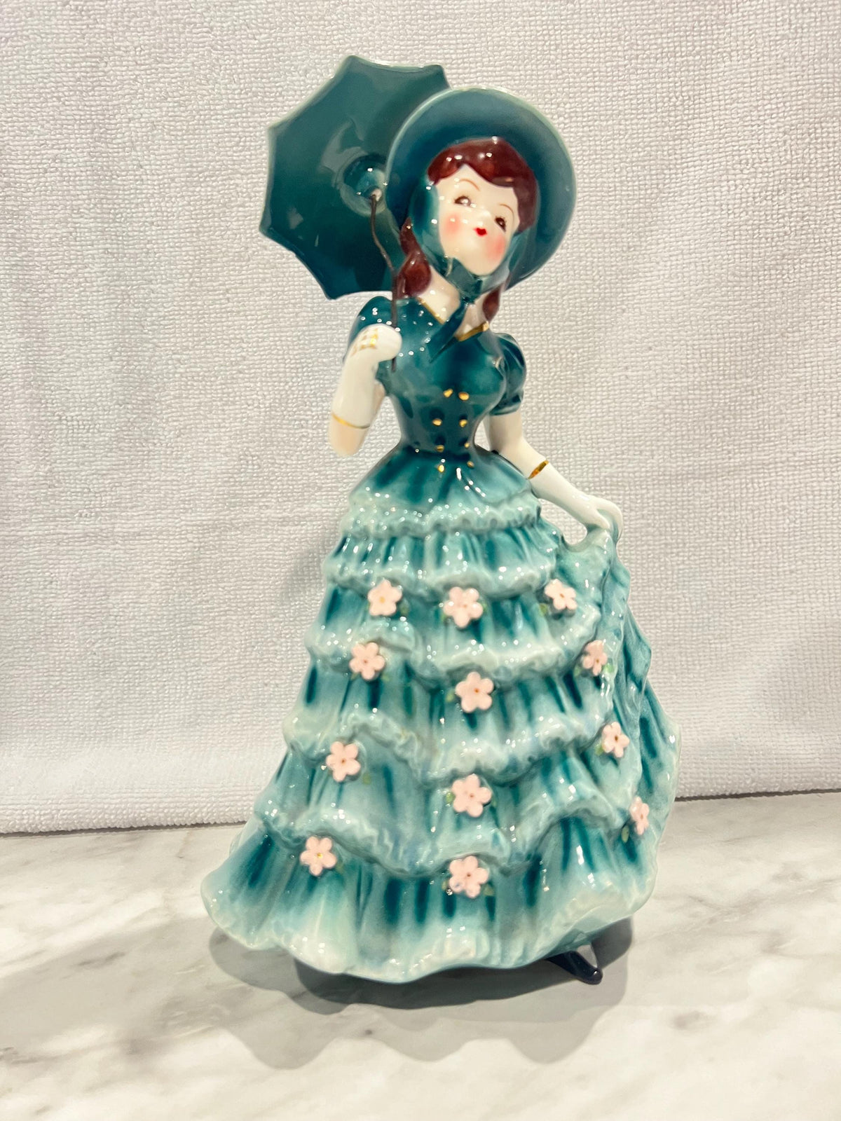 Lady figurine, Vintage 1955, Lady in Green